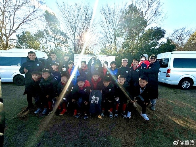  8戰(zhàn)全勝奪日本杯賽冠軍！中國(guó)足球小將發(fā)布感謝信