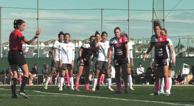  唐佳麗梅開二度、邵子欽破門，中國女足3-2擊敗Alhama俱樂部女足