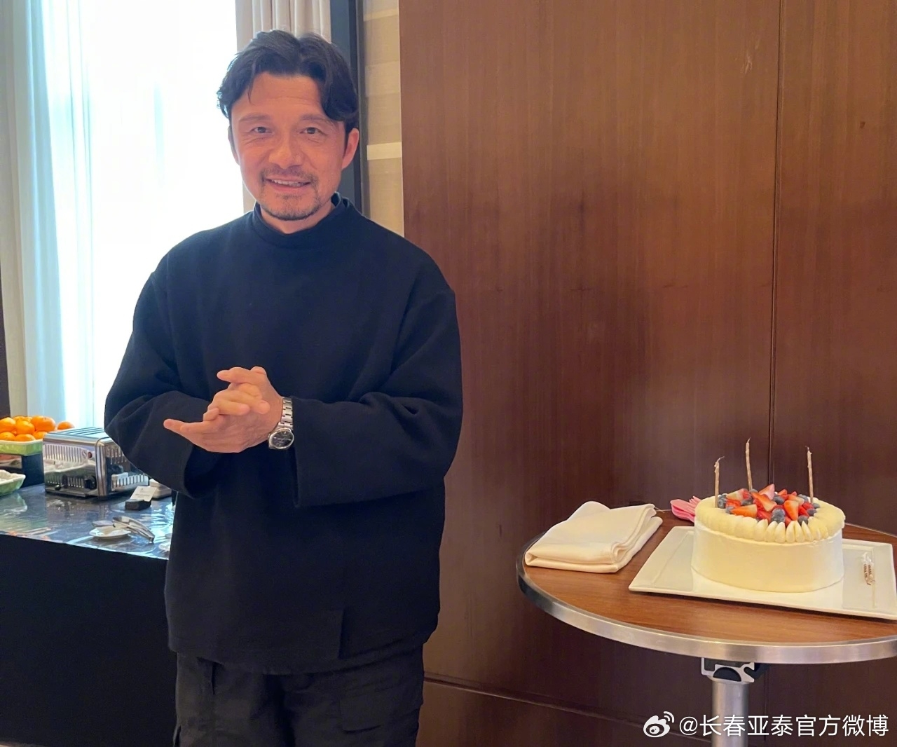  謝指導(dǎo)生日快樂(lè)！