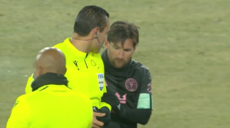  賽后向梅西要簽名！ESPN：墨西哥裁判被停哨半年，再犯無限期停哨