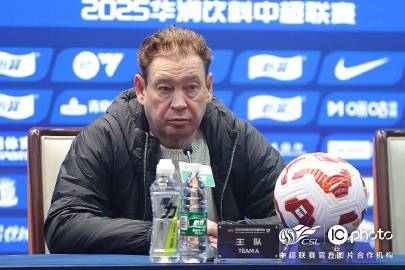  斯盧茨基：今天的丟球主要來源于個人失誤 后續(xù)提升防守端的表現(xiàn)