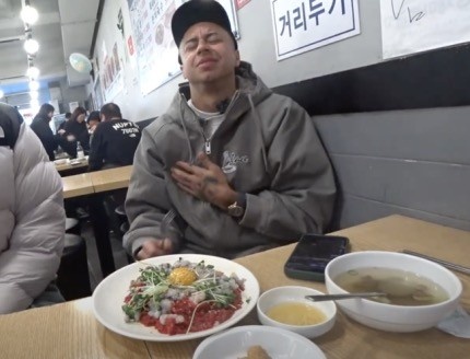  你的林皇，生食之王！林加德在韓國嘗試吃活章魚