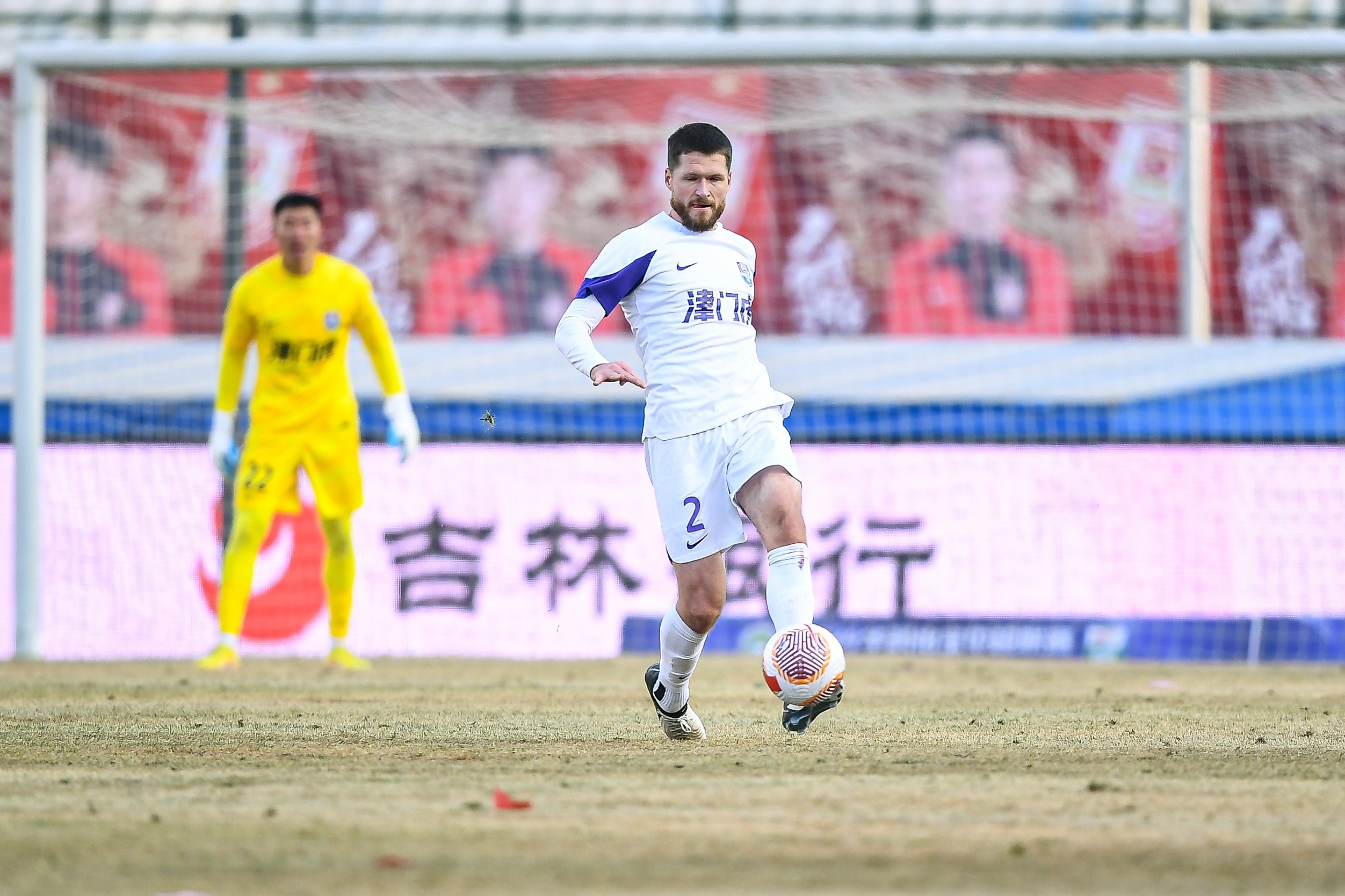 津門虎舊將亞冠對(duì)決格蘭特勝出，津媒：他離開津門虎因存?zhèn)‰[患