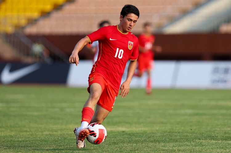 足球報(bào)：U17國足集結(jié)開訓(xùn)，將與07年齡段精英隊(duì)進(jìn)行兩場(chǎng)熱身賽