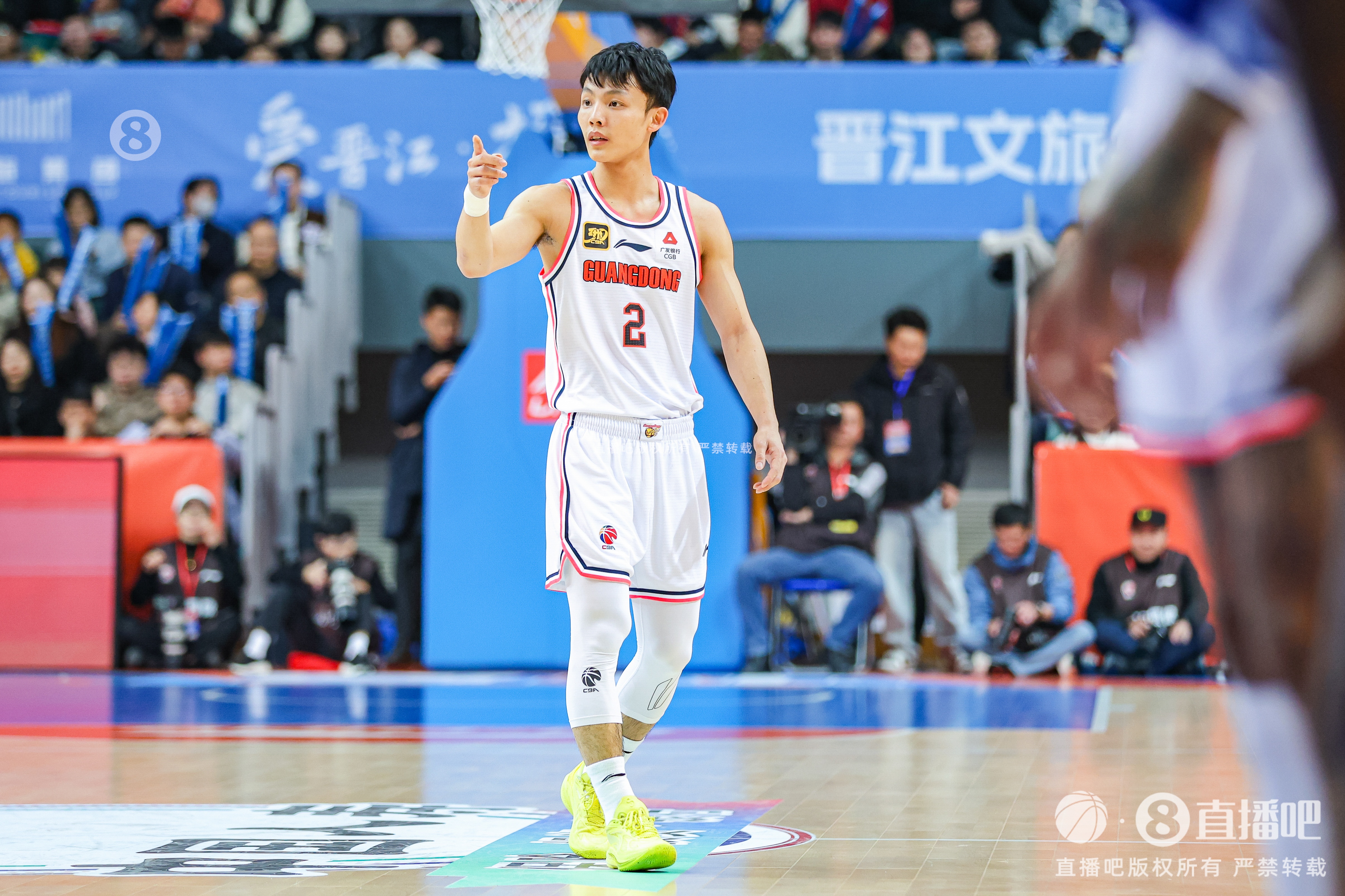  徐杰：身高不是打籃球的唯一標準 努力、勤奮、自律也是天賦