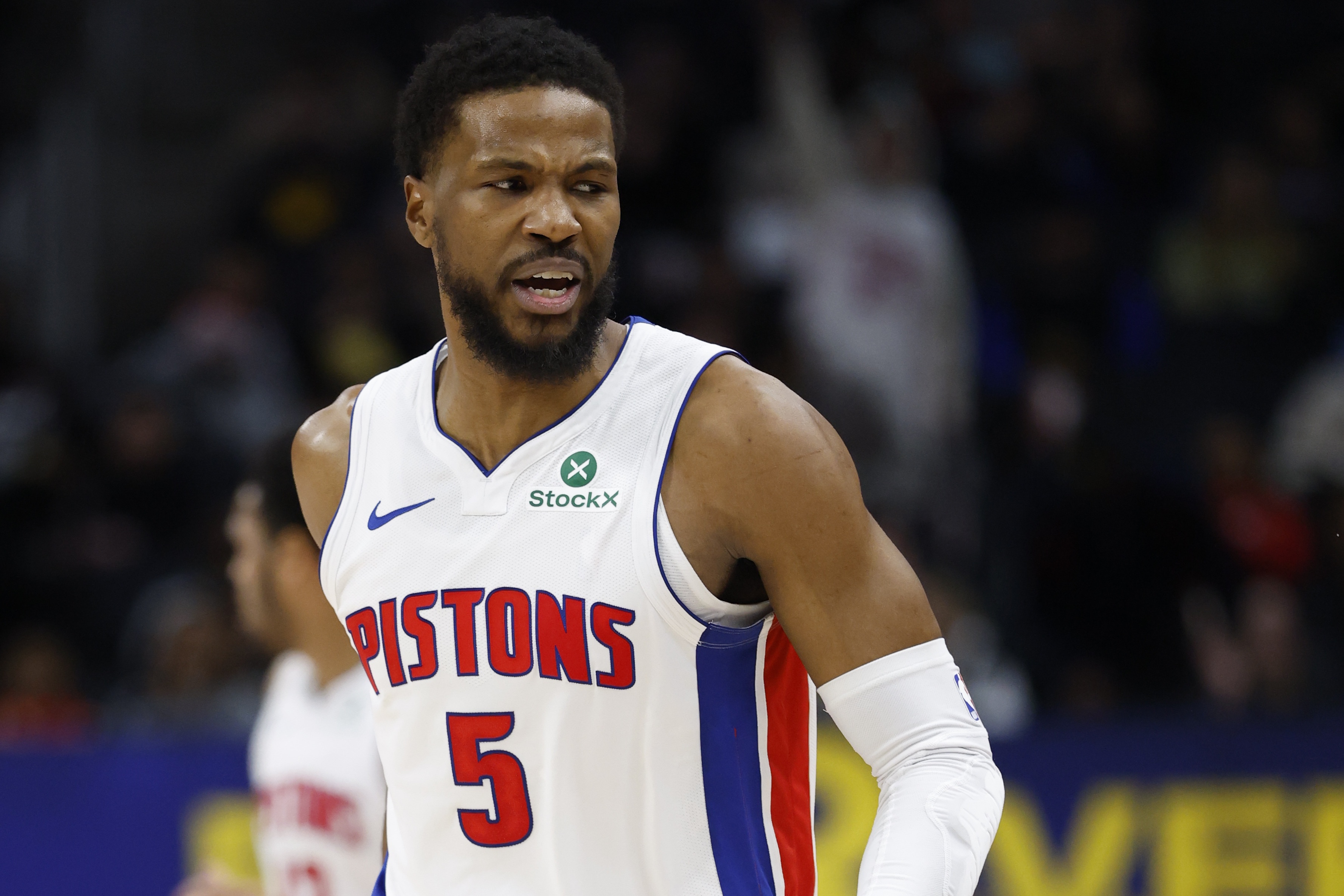  今天C位！比斯利23中13砍下生涯新高36分 成取勝最大功臣