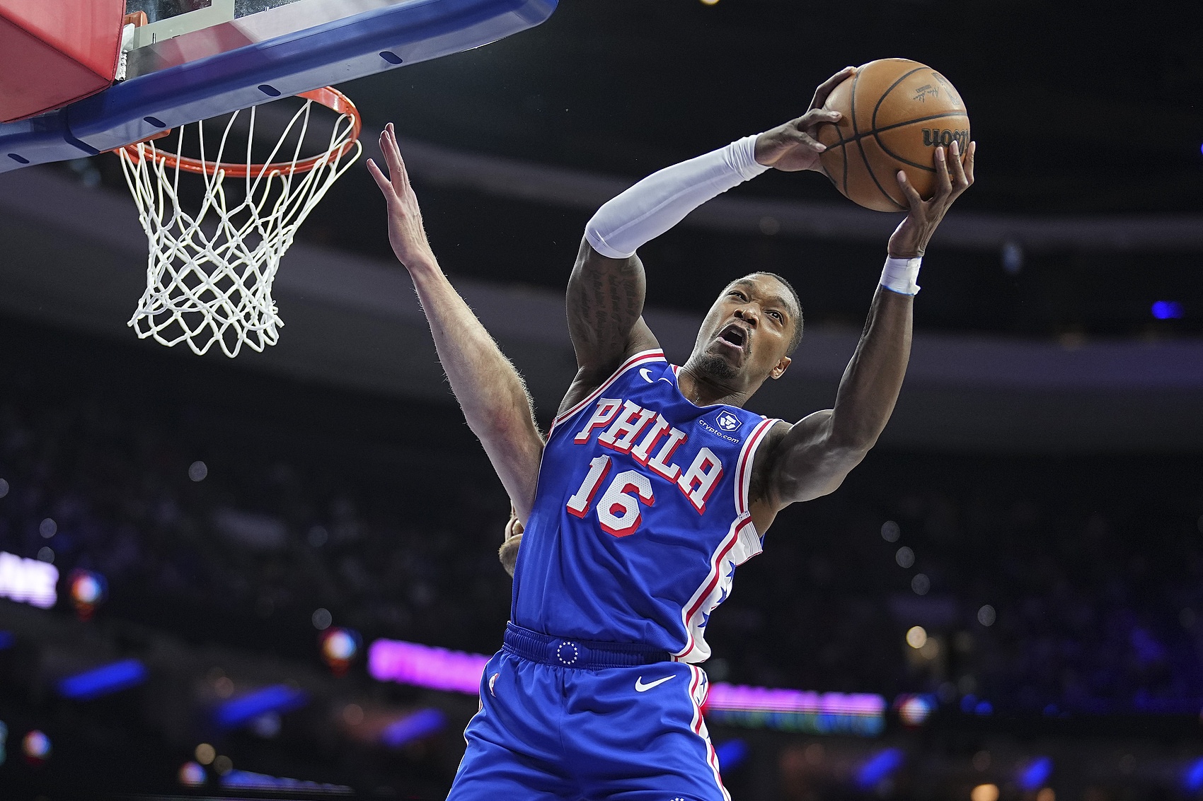  歡迎回到NBA！朗尼-沃克三節(jié)結(jié)束得到21+10 獲得生涯首次兩雙